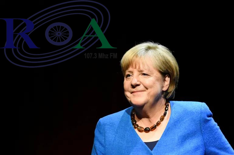 10 FAKTYA VASH “Angela Merkel”