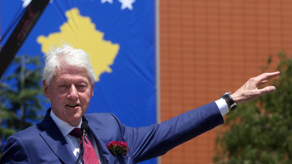 10 FAKTYA VASH “Bill Clinton”