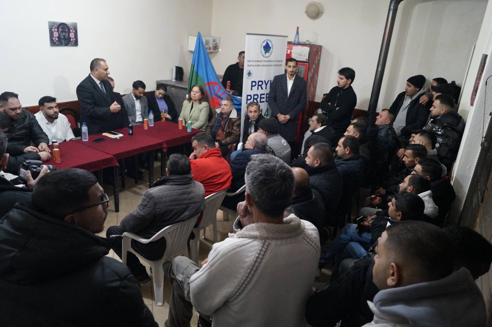 Kandidatya kotar e partia PREBK adikerna politikuni kampanya ani mahala “ Nevo Jivdipe”