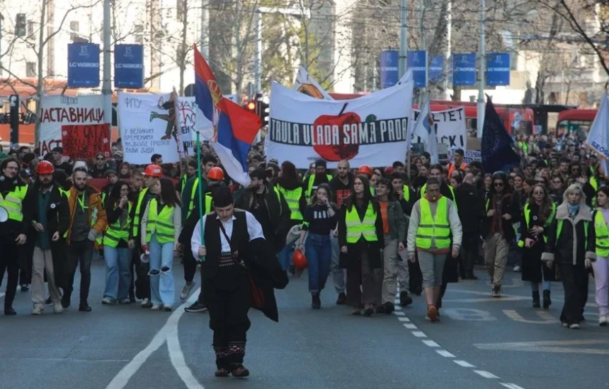 Srbyune studentya shrdime e phiripaske proteste kotar Beogradi ano Novi Sad-i