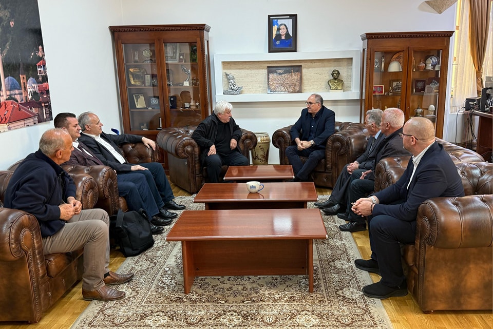 Asnsambli “Emin Duraku” vizitinena e Shaqir Totaj