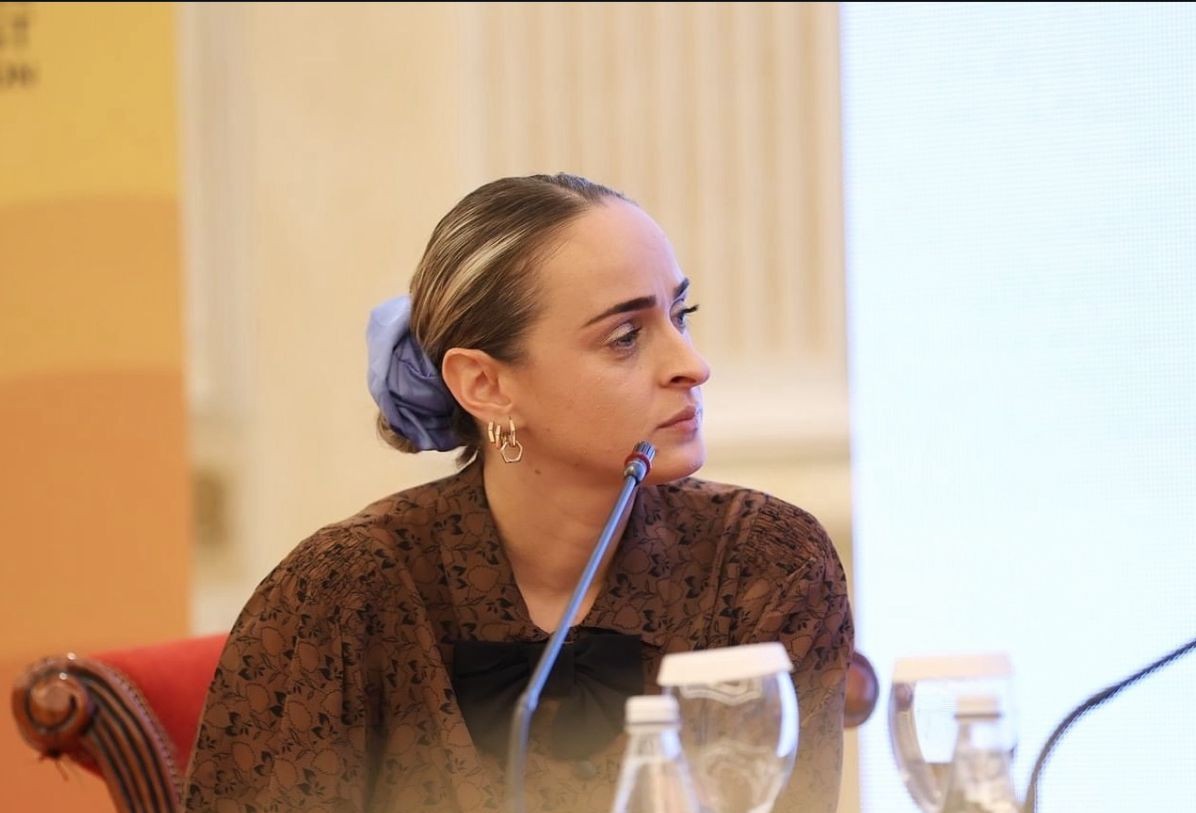 Normalizipe Kosova-Serbia ano dud e butyarnengo roma, ashkalie thay egiptasya ano saslaripesko kher “Isa Grezda”