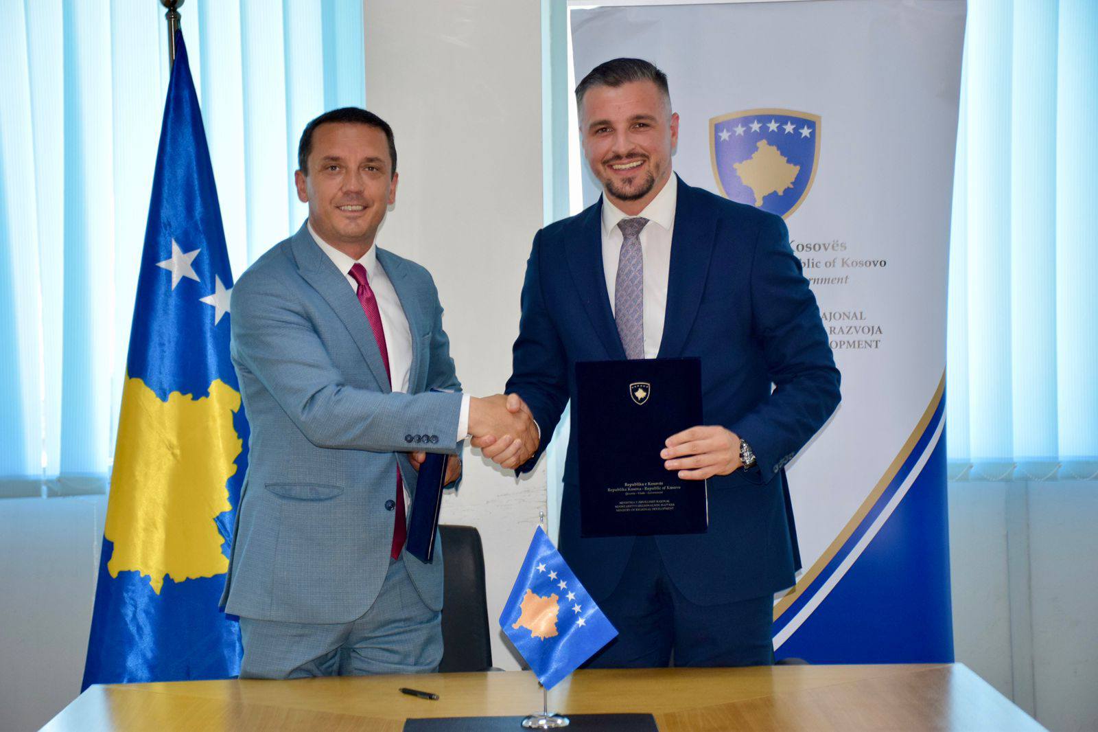 Lekanipe mashkari Prizrenoski Komuna thay Rayonalune Avansipeski Ministria