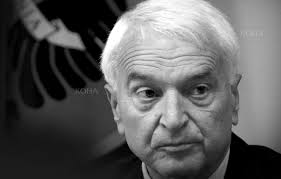 Yaverinla po jivdipe o Bujar Bukoshi – exsherunoministri e Kosovako